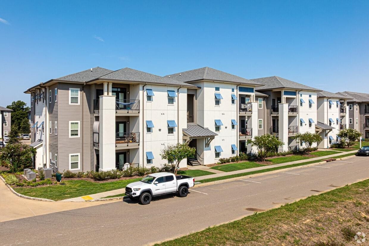 Louisiana Apartments Contractor